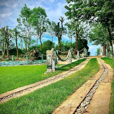 Zamek Na Piasku Bed & Breakfast