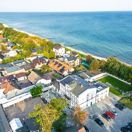 Zamek Na Piasku - Tuz Przy Plazy B&B