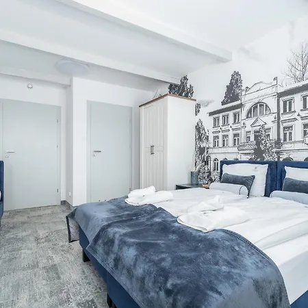 Zamek Na Piasku - Tuz Przy Plazy Chłopy