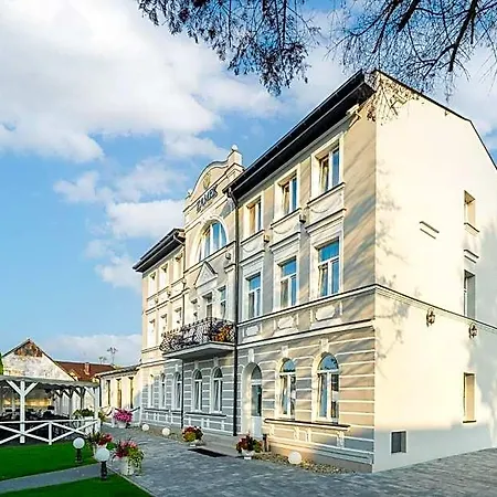 Bed & Breakfast Zamek Na Piasku - Tuz Przy Plazy 4*