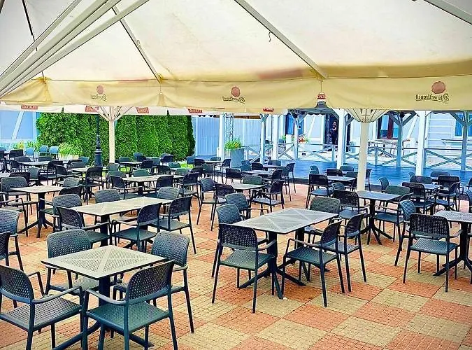 Frühstückspension Zamek Na Piasku - Tuz Przy Plazy 3*